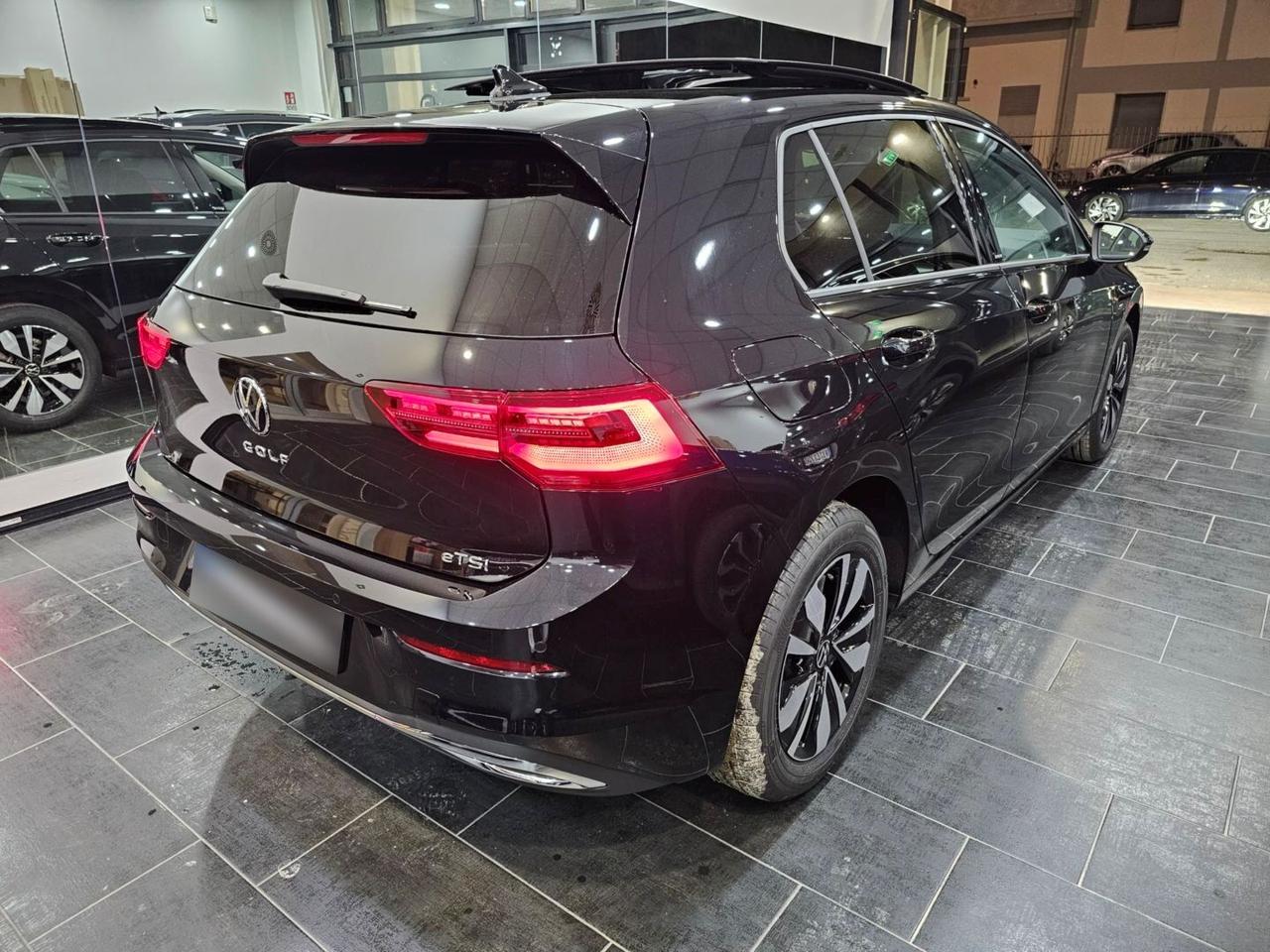 Volkswagen Golf ETSI MOVE LIFE C.16 Tetto Led Matrix Clima3Zone