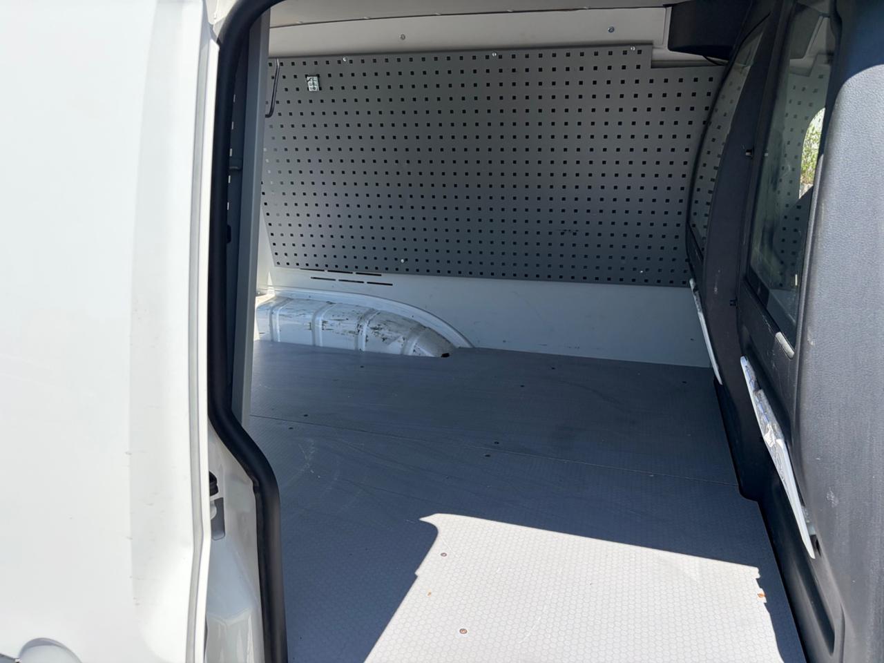 Volkswagen Caddy 1.4 TGI Highline Maxi
