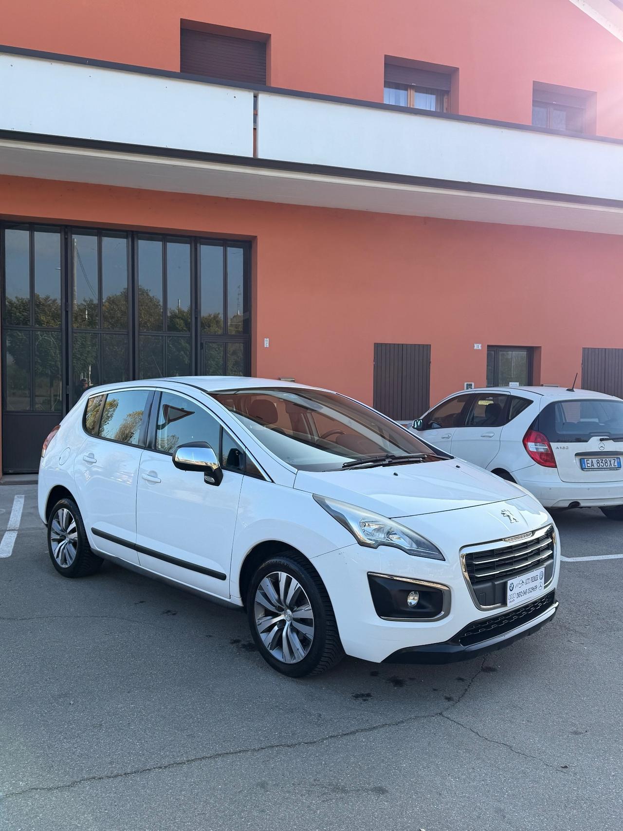 Peugeot 3008 1.6 HDi 115CV Business