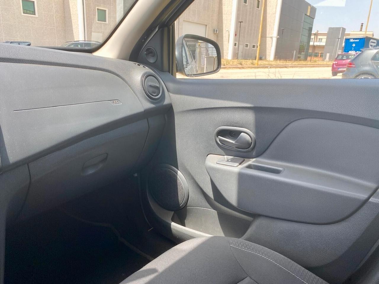 Dacia Sandero 1.5 dCi 8V 75 CV *gancio traino