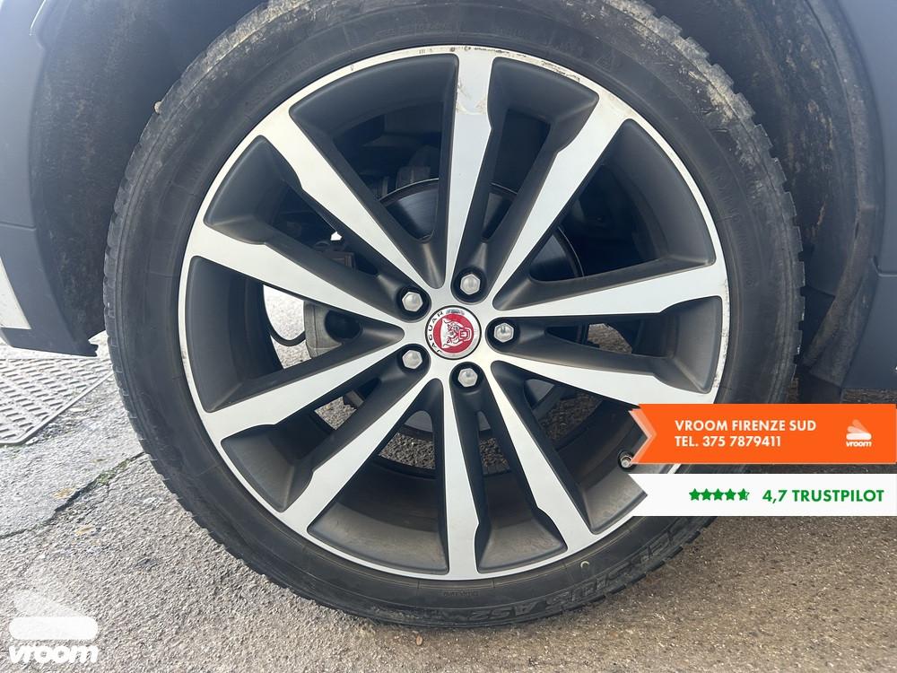 JAGUAR E-Pace (X540) E-Pace 2.0D 180 CV A...