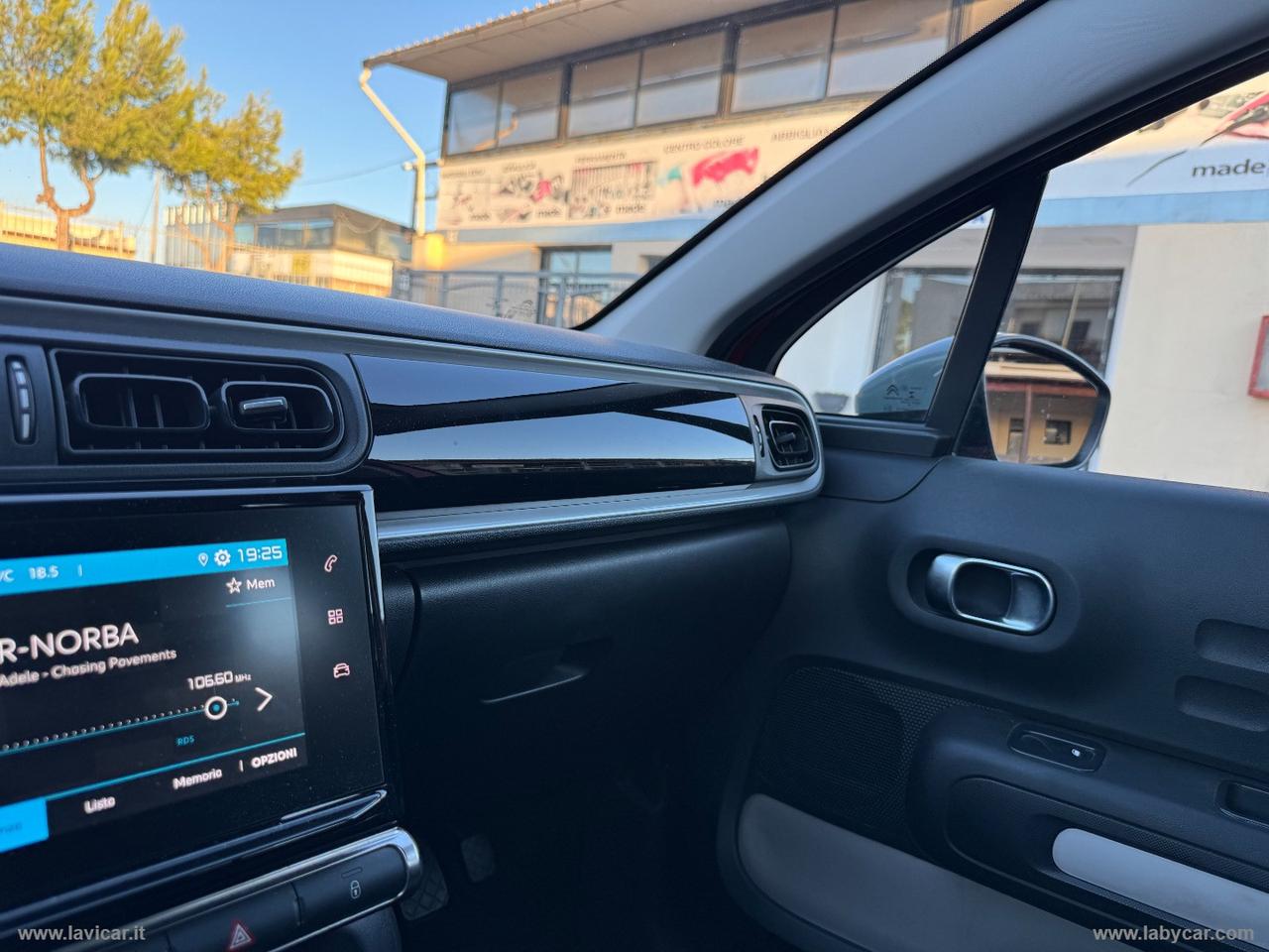 CITROEN C3 PureTech 83 S&S Shine Pack