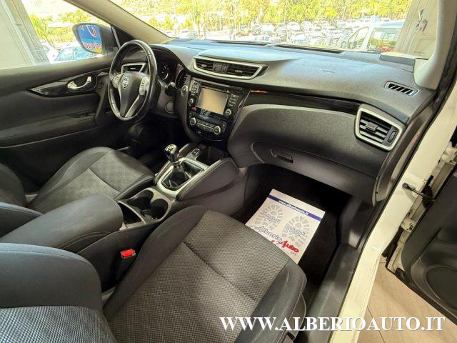 NISSAN Qashqai 1.5 dCi N-Connecta