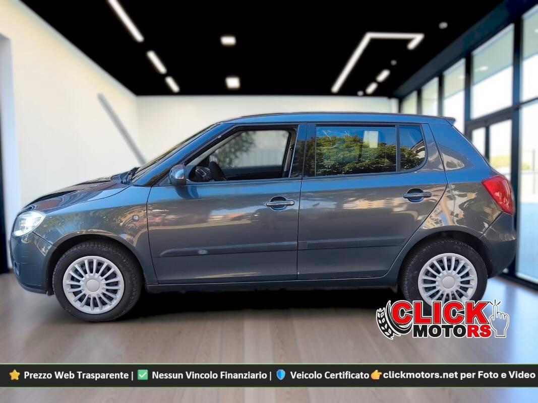 Skoda Fabia 5 Porte Fabia II 2010 Berlina Fabia 1.4 tdi Style 70cv