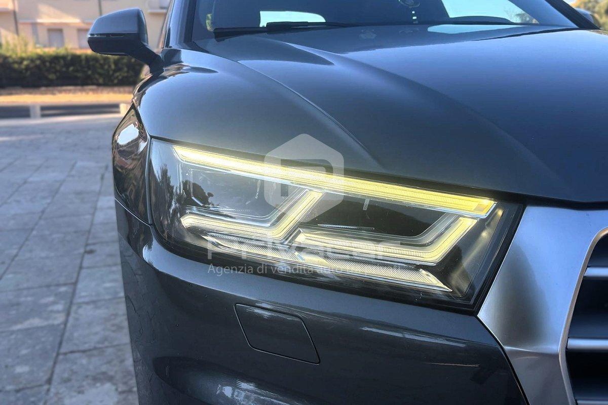 AUDI Q5 40 TDI quattro S tronic S line plus