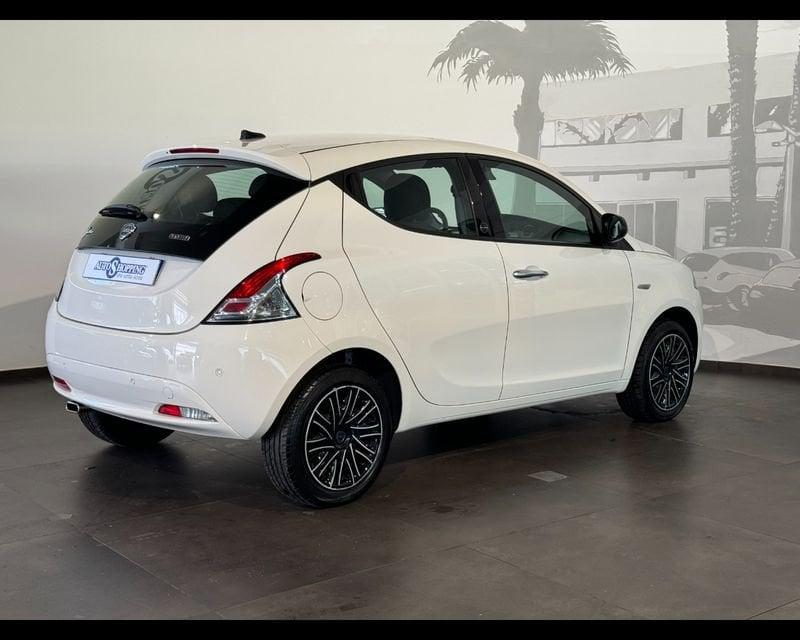 Lancia Ypsilon 3ª serie 1.0 FireFly 5 porte S&S Hybrid Gold