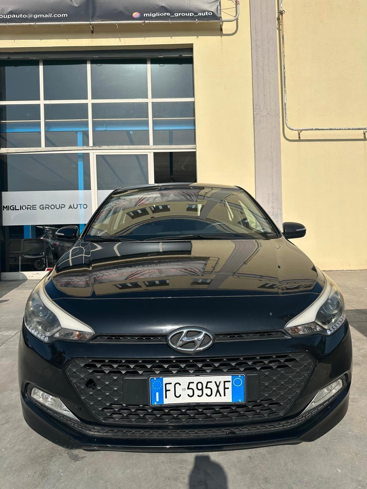 Hyundai i20 BENZINA 2016 ACCESSORIATA NEOPATENTATI