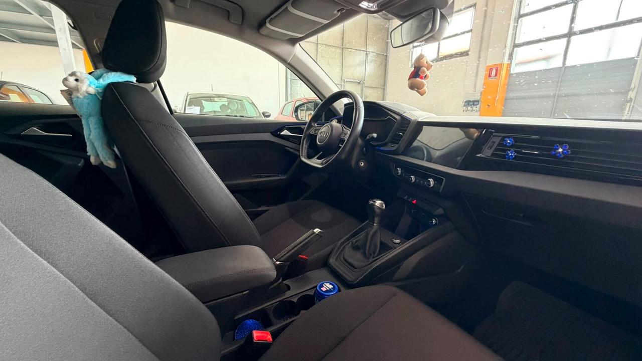 Audi A1 SPB 30 TFSI Identity Black