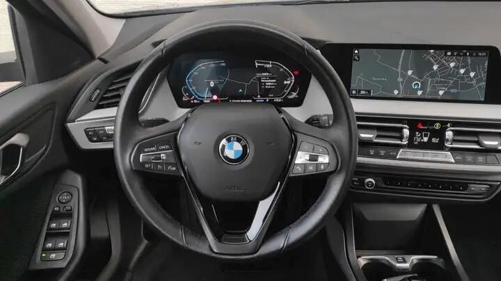 Bmw 118d 5p. Business Advantage