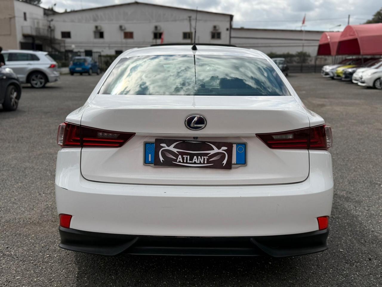 Lexus IS 300 Hybrid Luxury