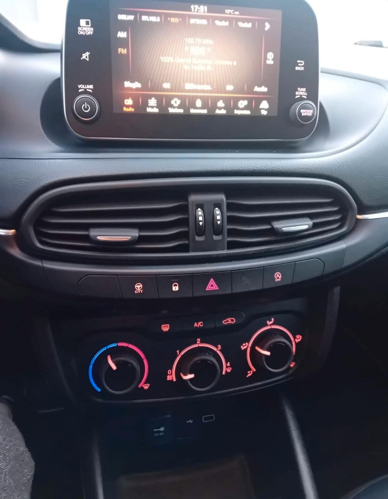 Fiat Tipo 1.3 Mjt 4 porte Lounge