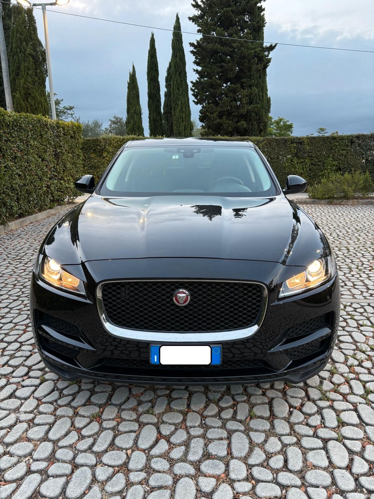Jaguar F-Pace 2.0D S&S Pure 163 6M E6D - 10-2019