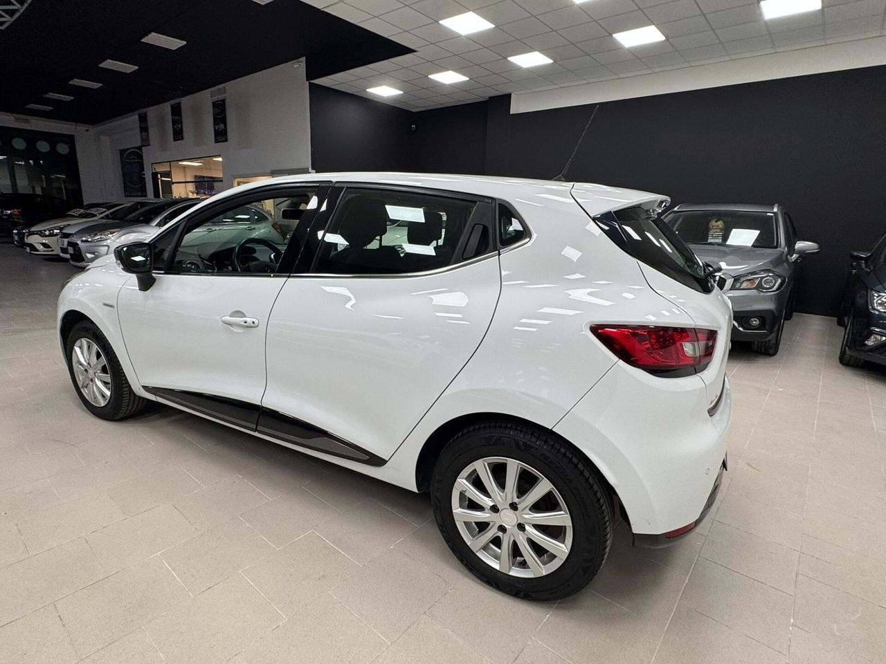 Renault Clio 1.2 75CV GPL 5 porte Costume National