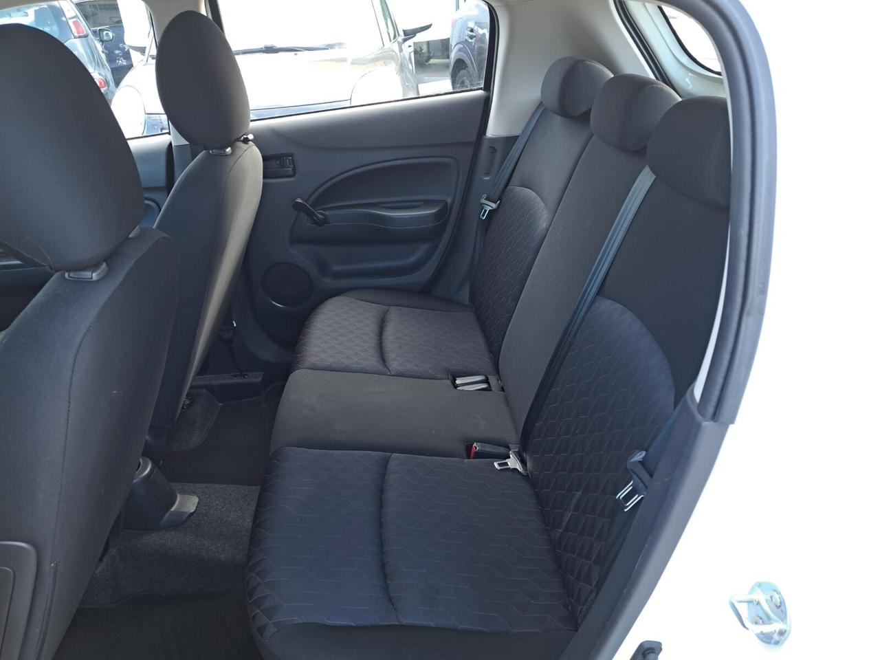 Mitsubishi Space Star 1.0 Intense SDA