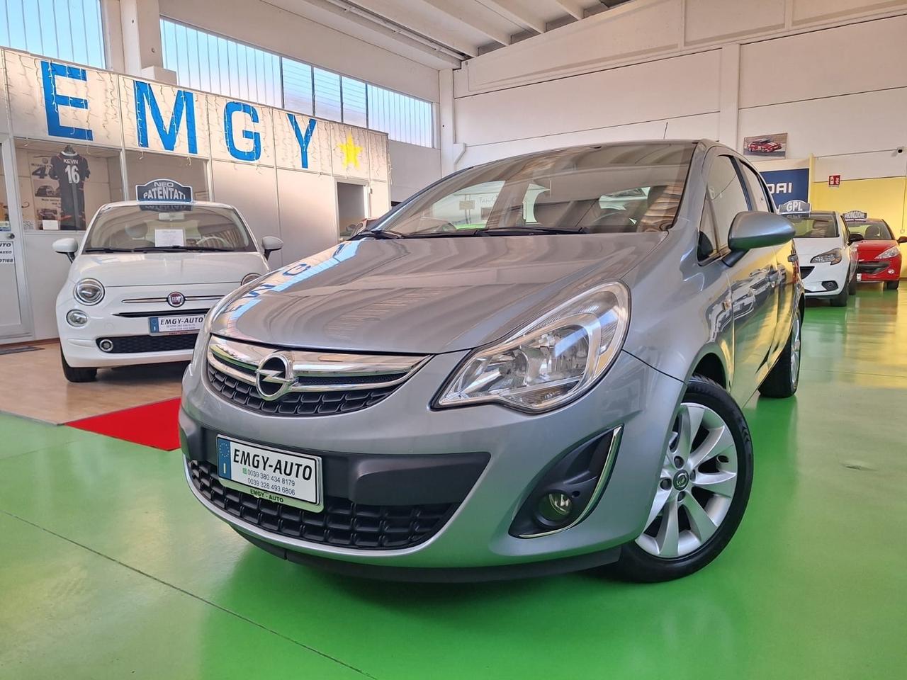 Opel Corsa 1.2 benzina 5 p. Automatico