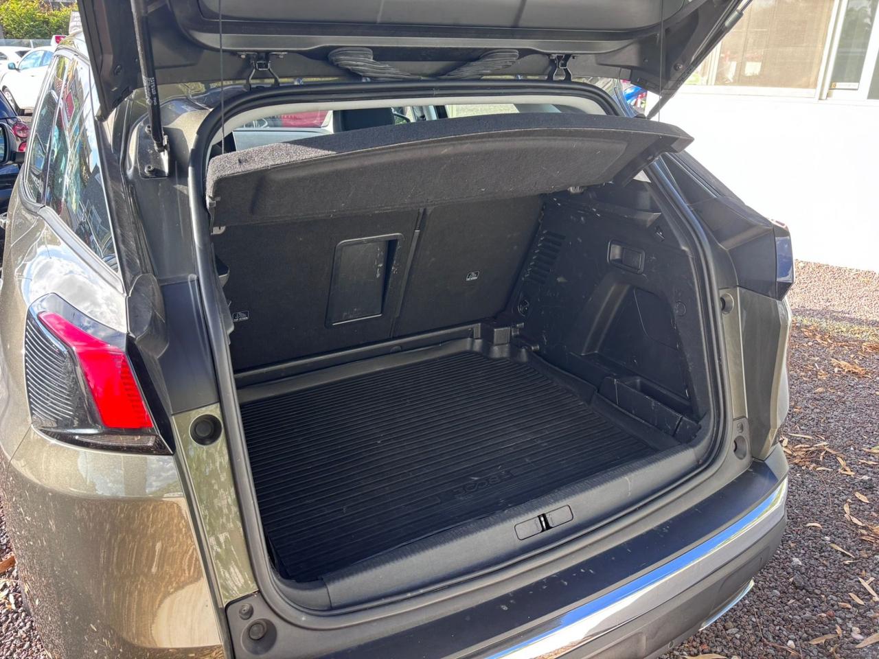 Peugeot 3008 BlueHDi 120 S&S Active