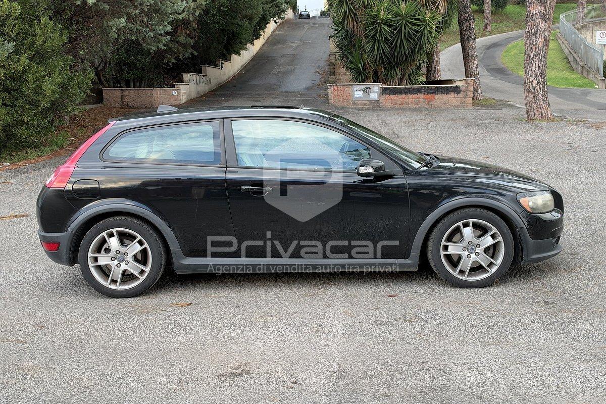 VOLVO C30 2.4 D5 Summum