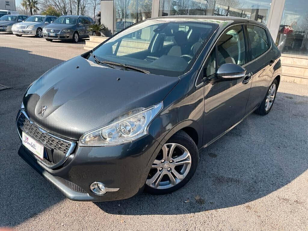 Peugeot 208 1.6 e-HDi 92 CV Stop&Start 5 porte Active