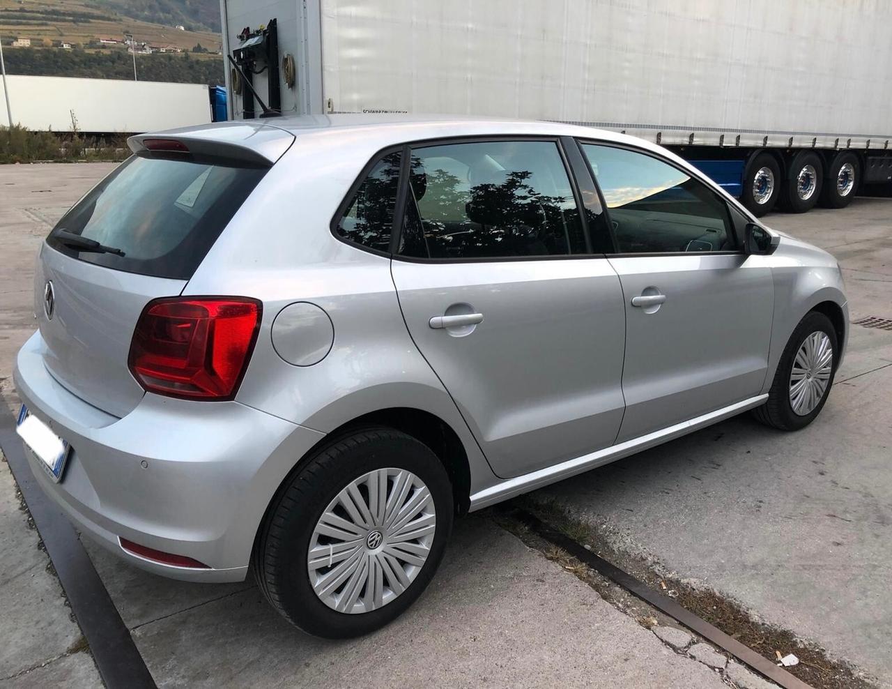 Volkswagen Polo 1.0 MPI 75 CV 5 PORTE NEOPATENTATI