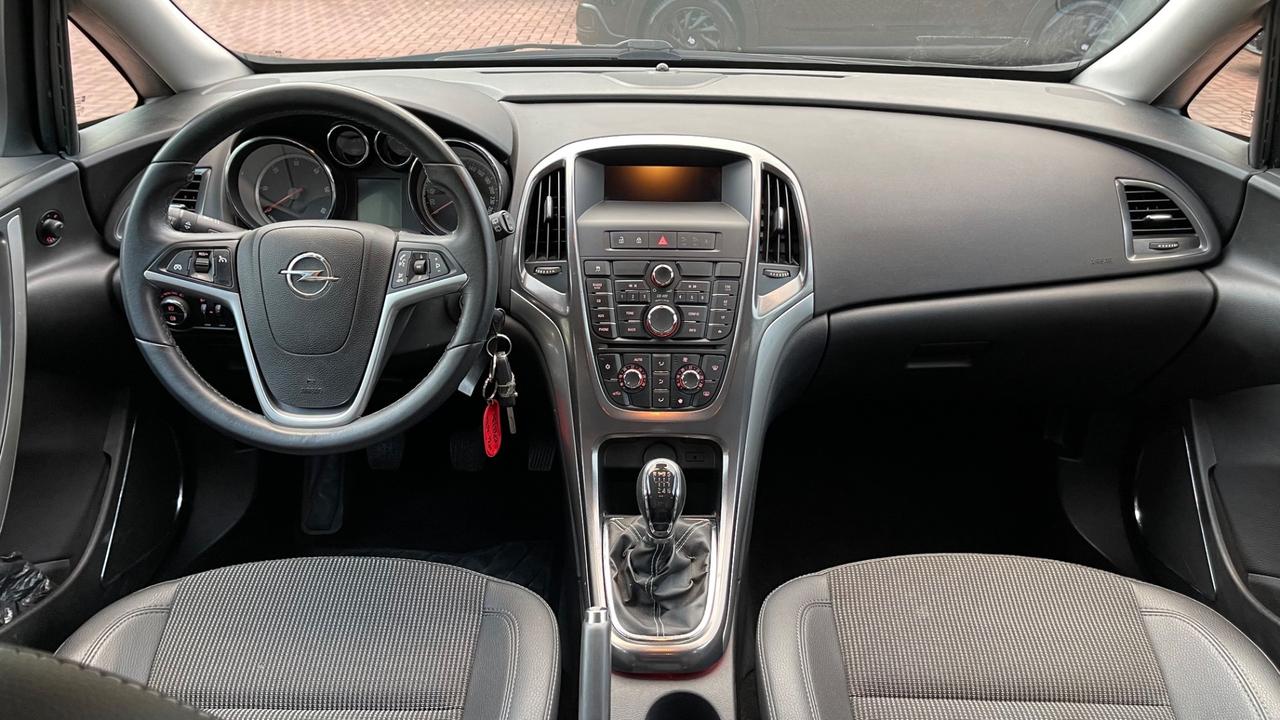 Opel Astra 1.7 CDTI 110CV Sports Tourer Cosmo
