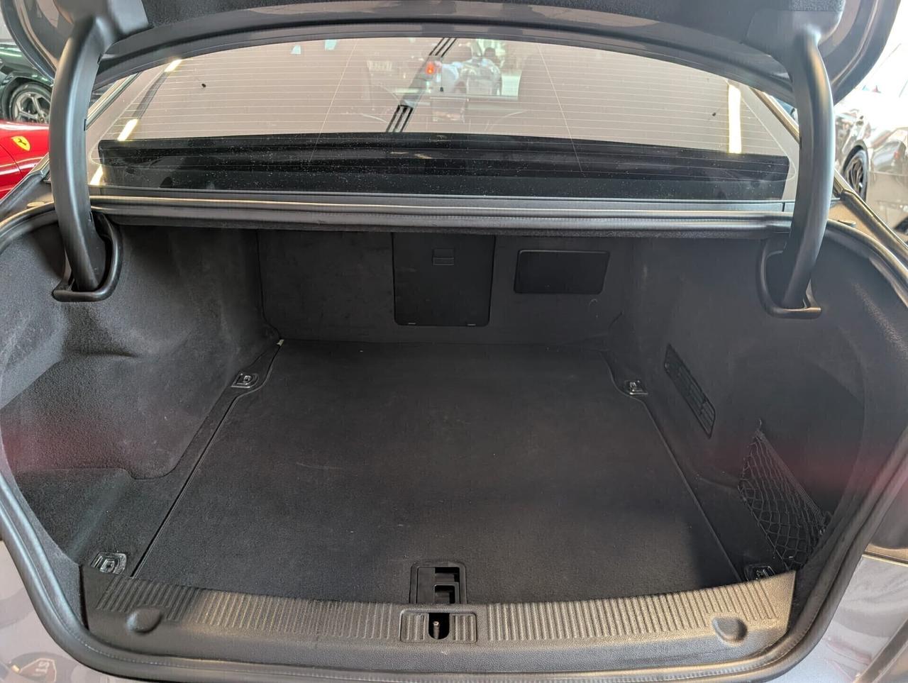 Audi A8 3.0 TDI 262 CV ultra quattro tiptronic