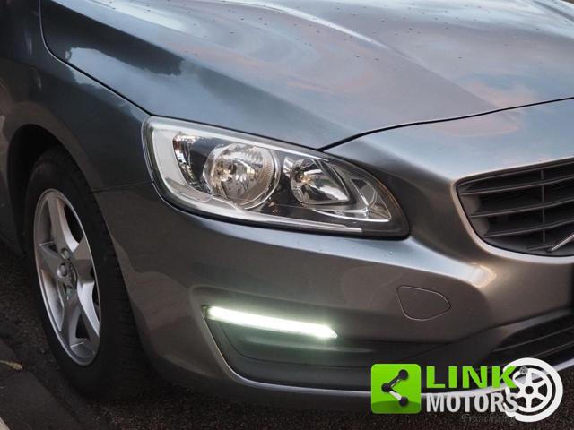 VOLVO V60 D2 Geartronic Kinetic