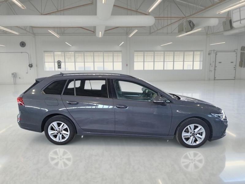 VOLKSWAGEN GOLF VIII 2.0 TDI SCR 85 KW LIFE DSG STATION WAGON