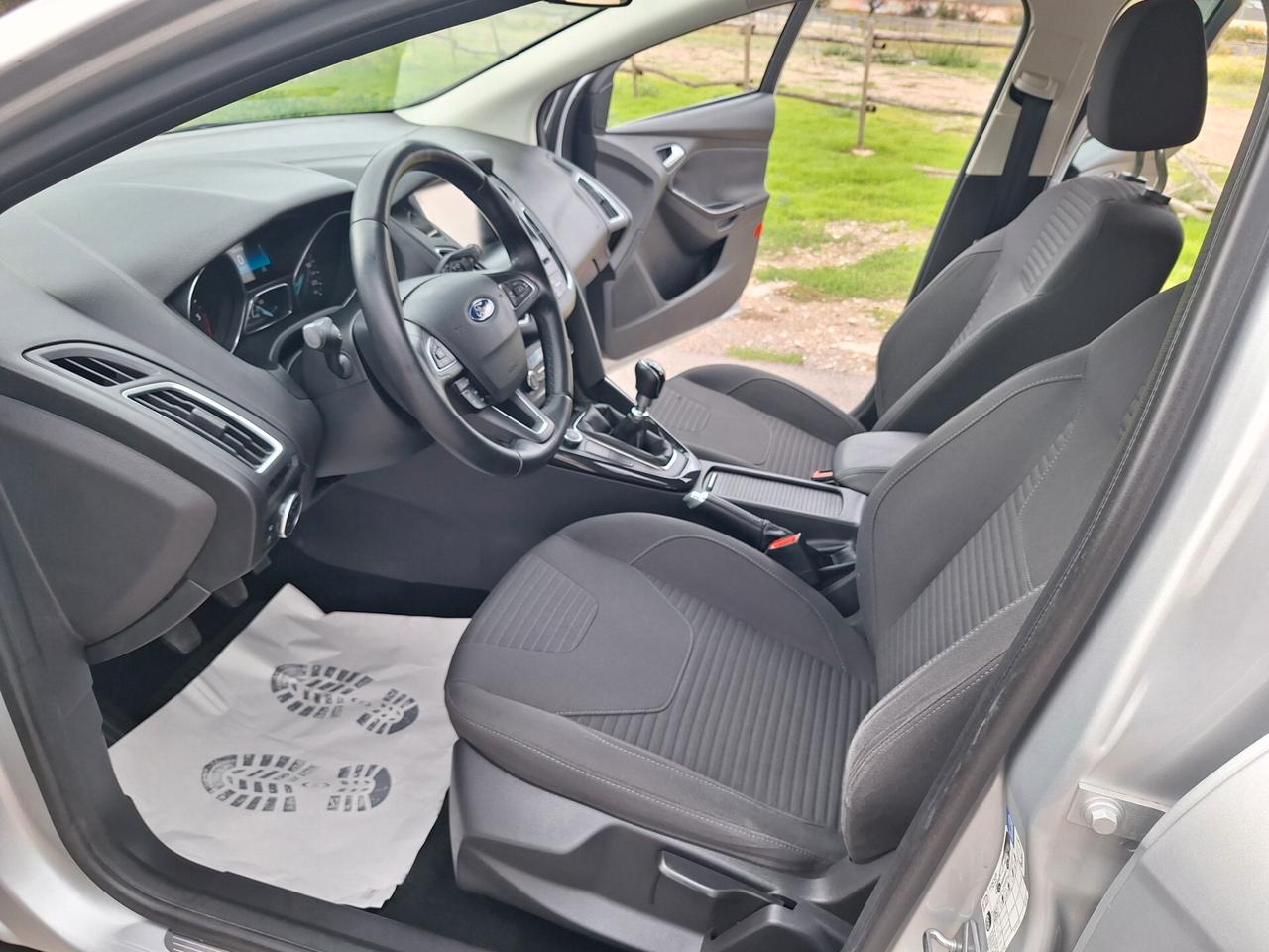 Ford Focus 1.5 TDCi 120 CV BERLINA 100000 KM