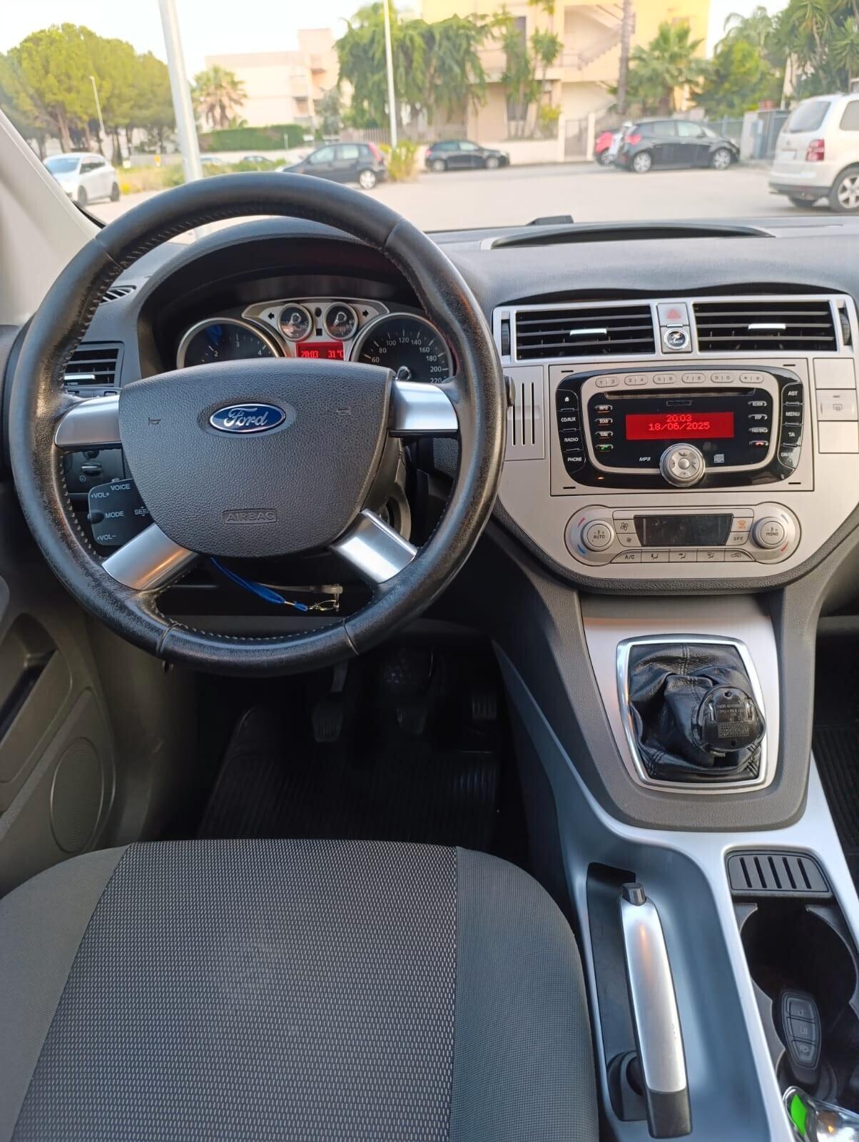 Ford Kuga 2.0 TDCi 140 CV 2WD Titanium Gancio Traino