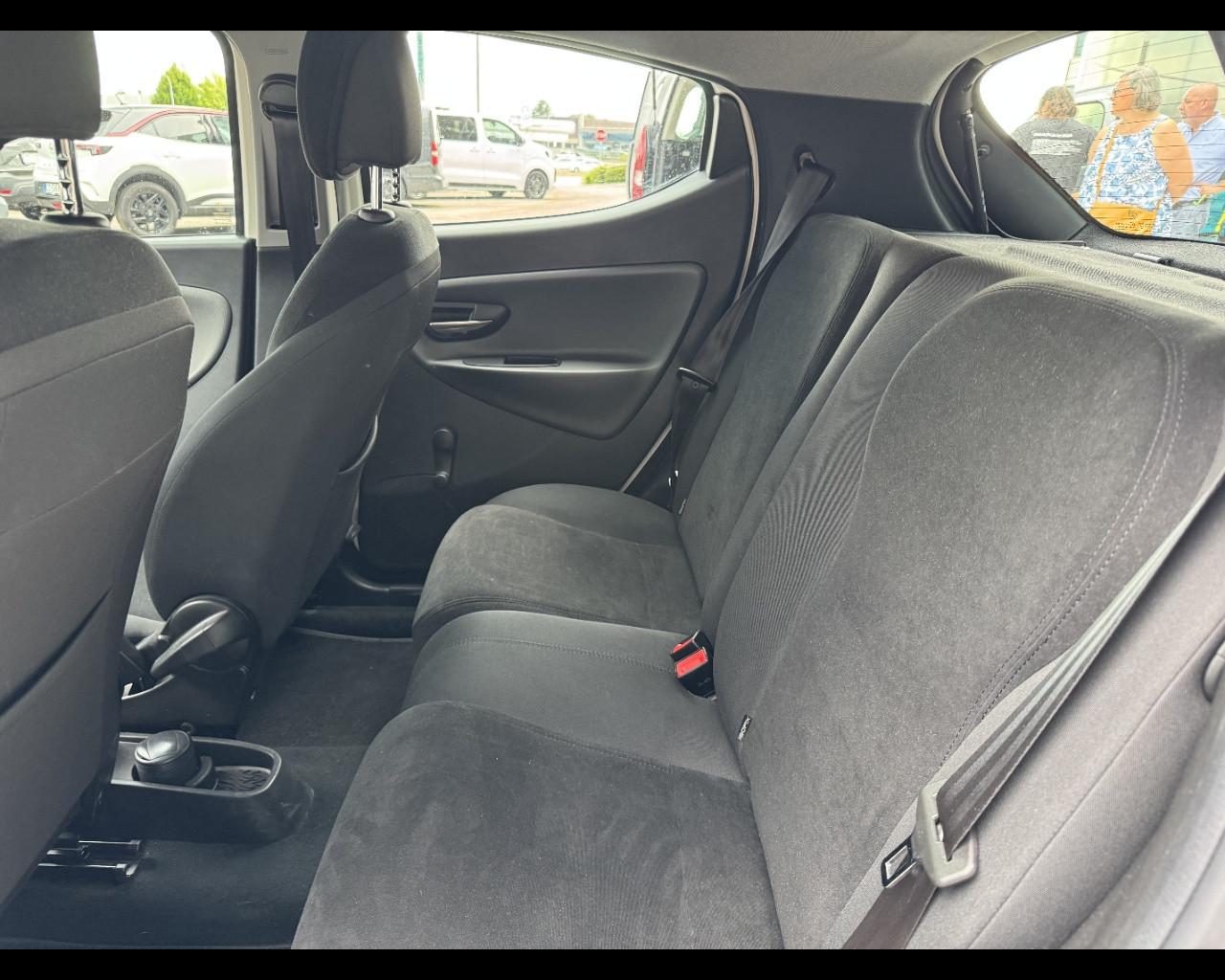 LANCIA Ypsilon 3ª serie - Ypsilon 1.2 69 CV 5 porte Gold