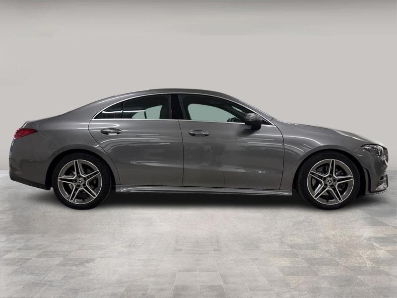 Mercedes CLA 220 220 D Premium 8G-DCT