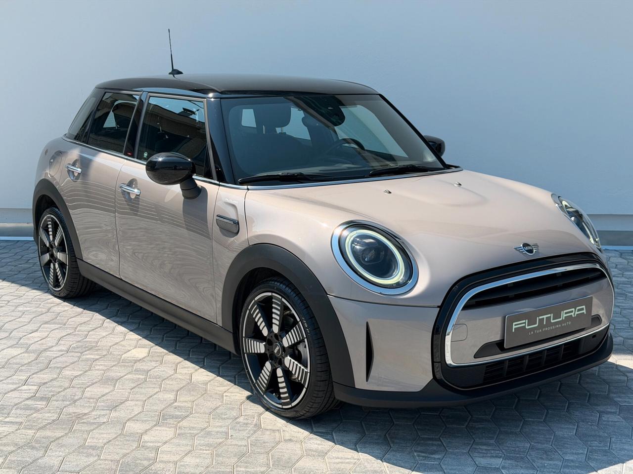 Mini 1.5 Cooper Yours Trim