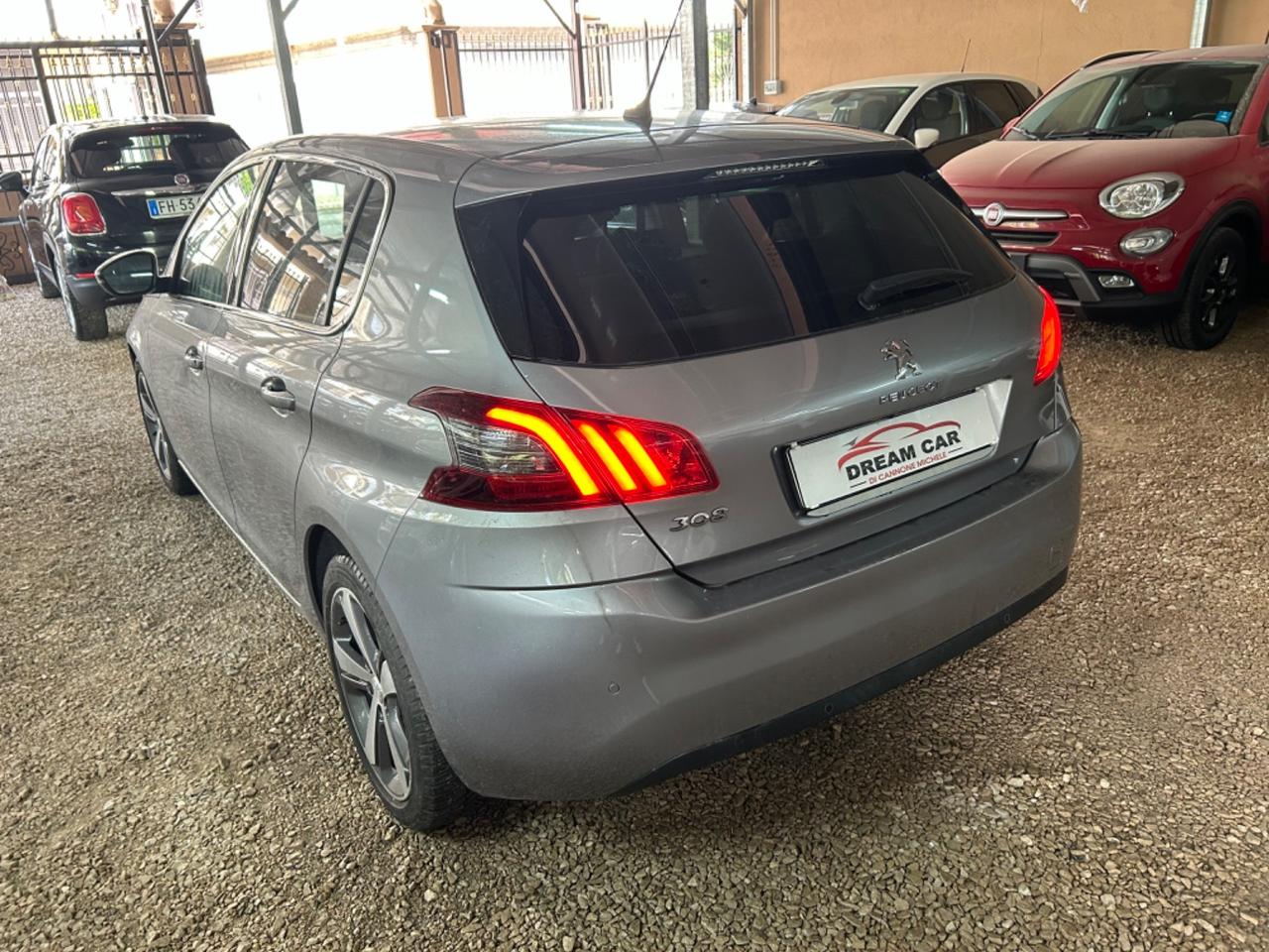 Peugeot 308 BlueHDi 130 S&S Allure