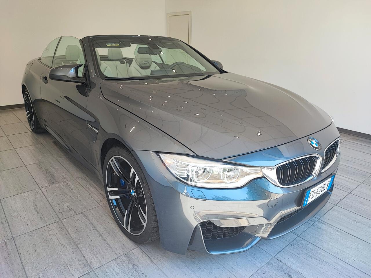 Bmw M4 Cabrio 3.0 DGK 67.000KM