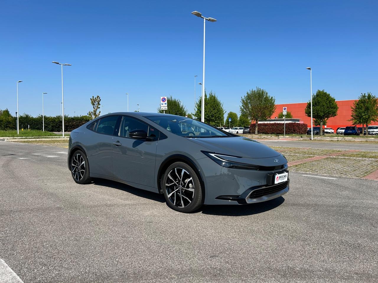 Toyota Prius 2.0 Plug-in Hybrid Lounge