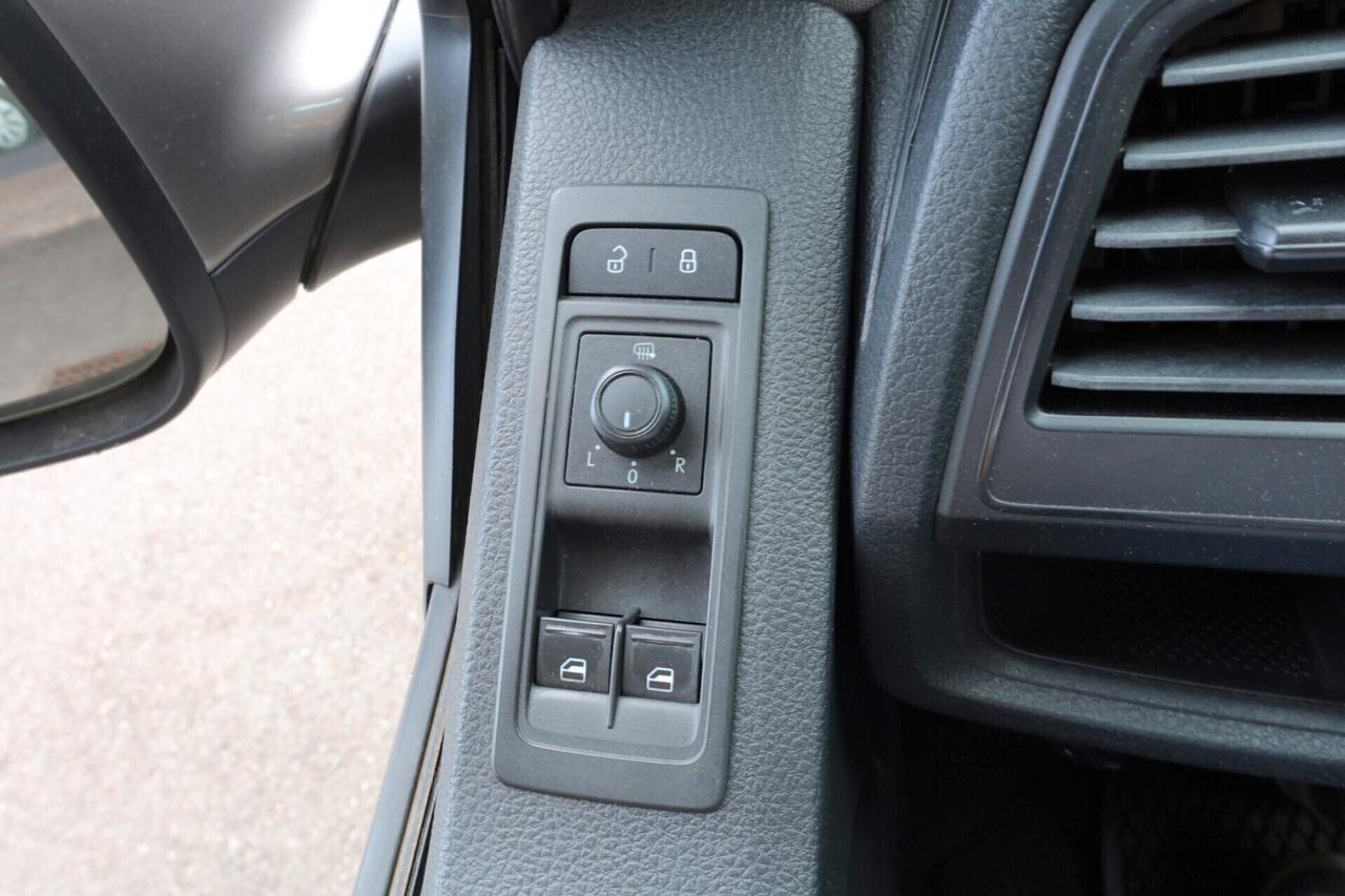 VOLKSWAGEN CARAVELLE DSG 4MOTION Passo Lungo 4x4