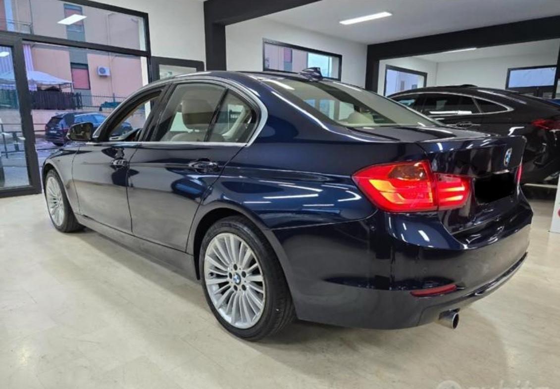BMW 320d LUXURY