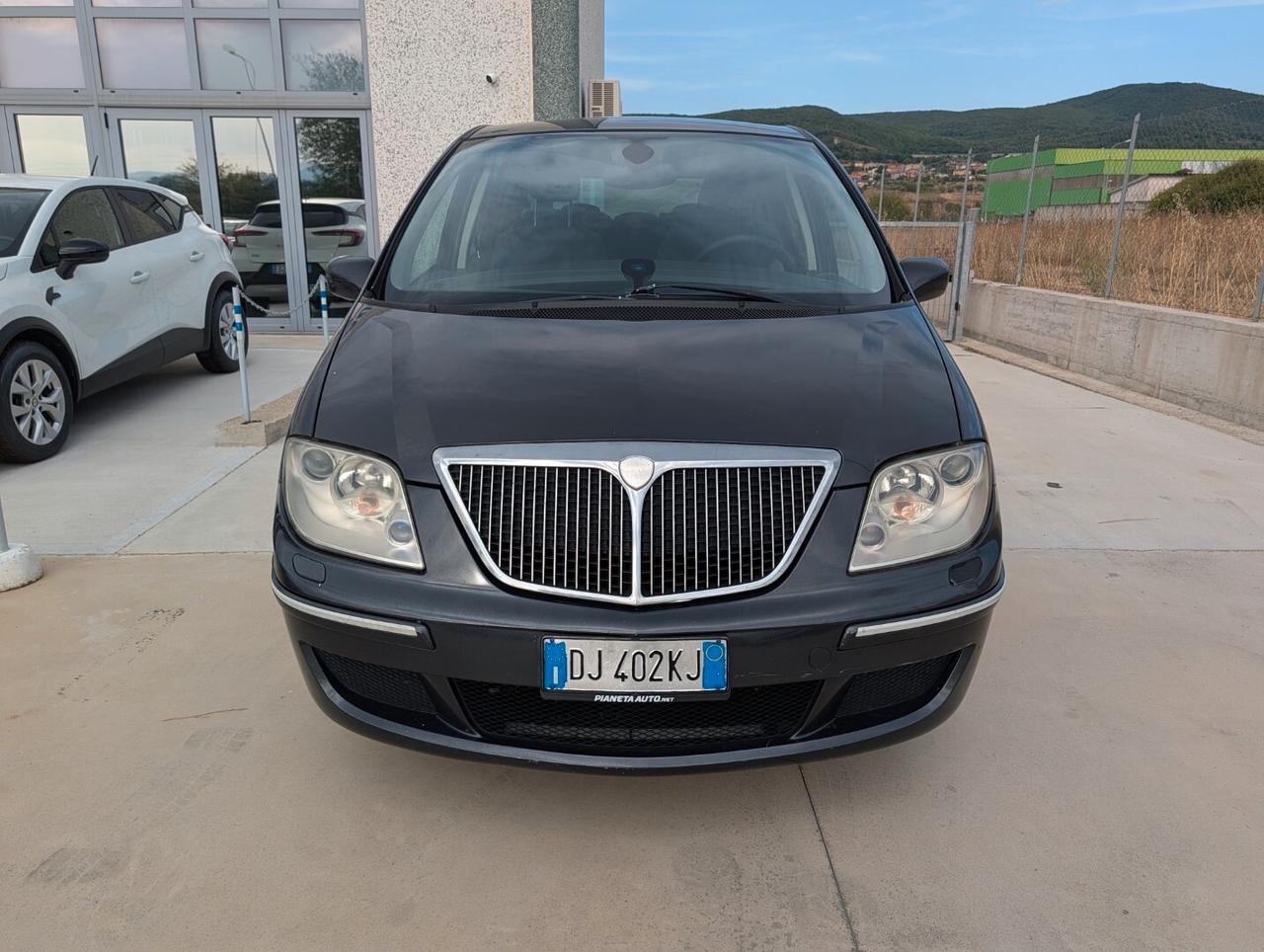 Lancia Phedra 2.0 MJT 136 CV Emblema