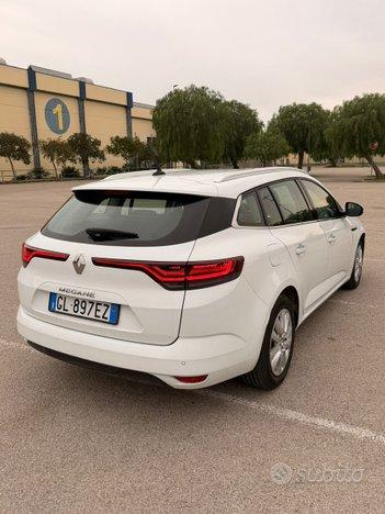 RENAULT MEGANE SW 2022 1.5dci
