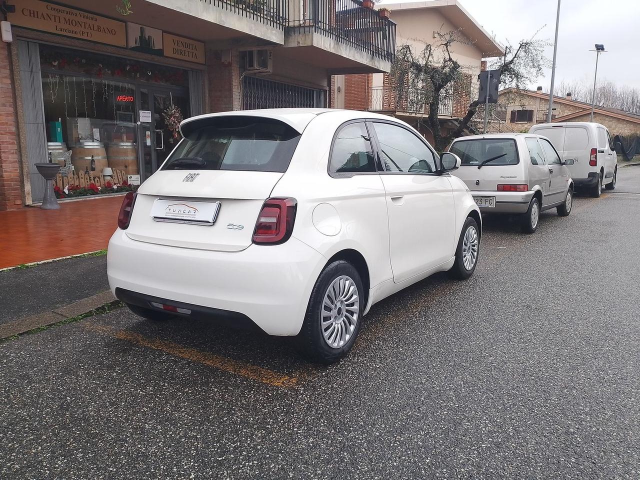 Fiat 500e 42 kWh Icon