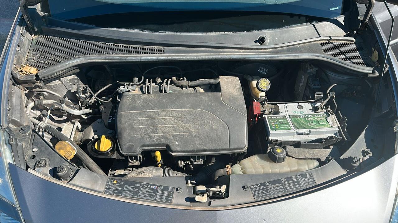 Renault Clio 1.2 16V 5 porte Live!