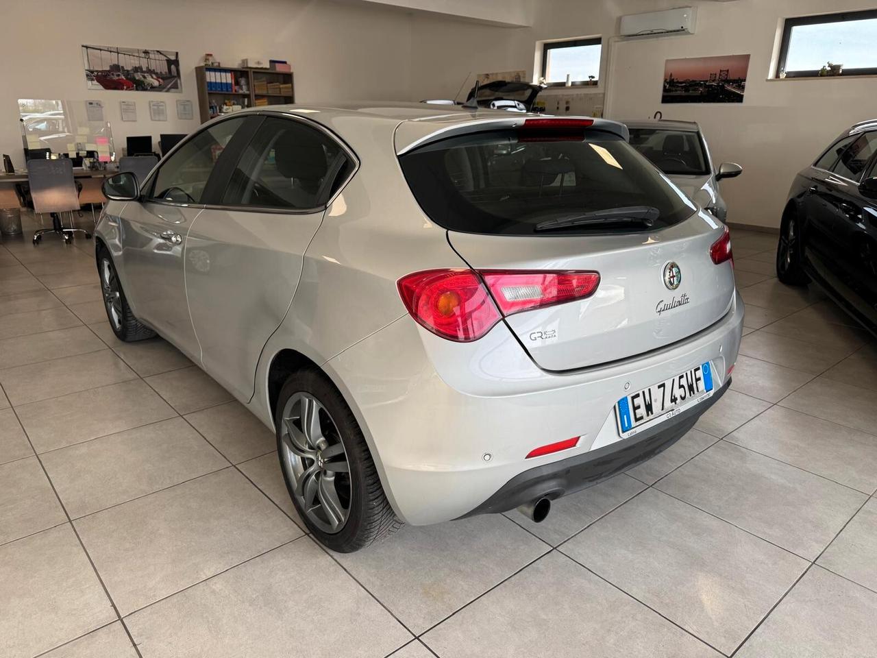 Alfa Romeo Giulietta 1.6 JTDM-2 105CV EXCLUSIVE 2014