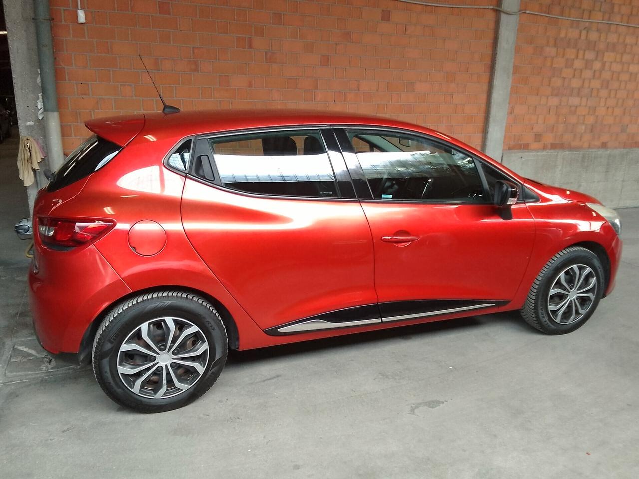 Renault Clio 1.2 75CV GPL 5 porte Live 4 SERIE