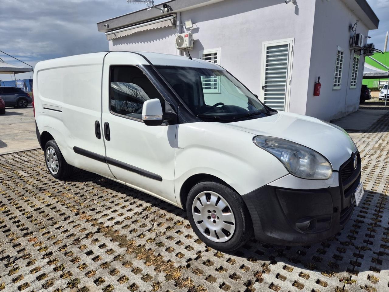Fiat Doblo Doblò 1.6 MJT 105cv 16V Cargo Maxi Lamierato SX
