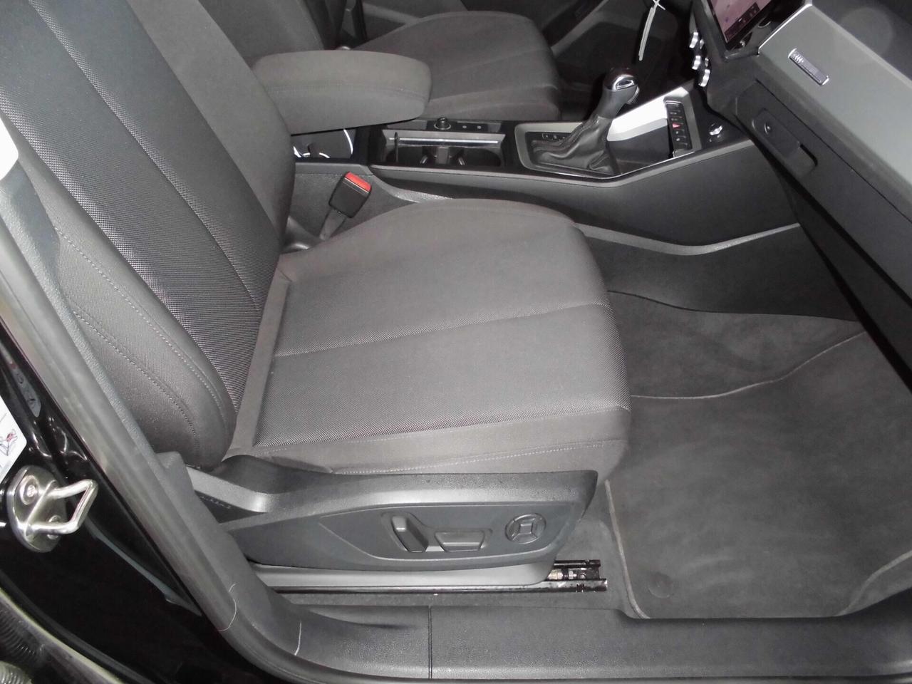 Audi Q3 35 TDI S tronic Business Advanced