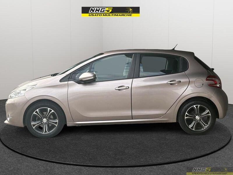Peugeot 208 1.4 HDi 68 CV 5 porte Allure