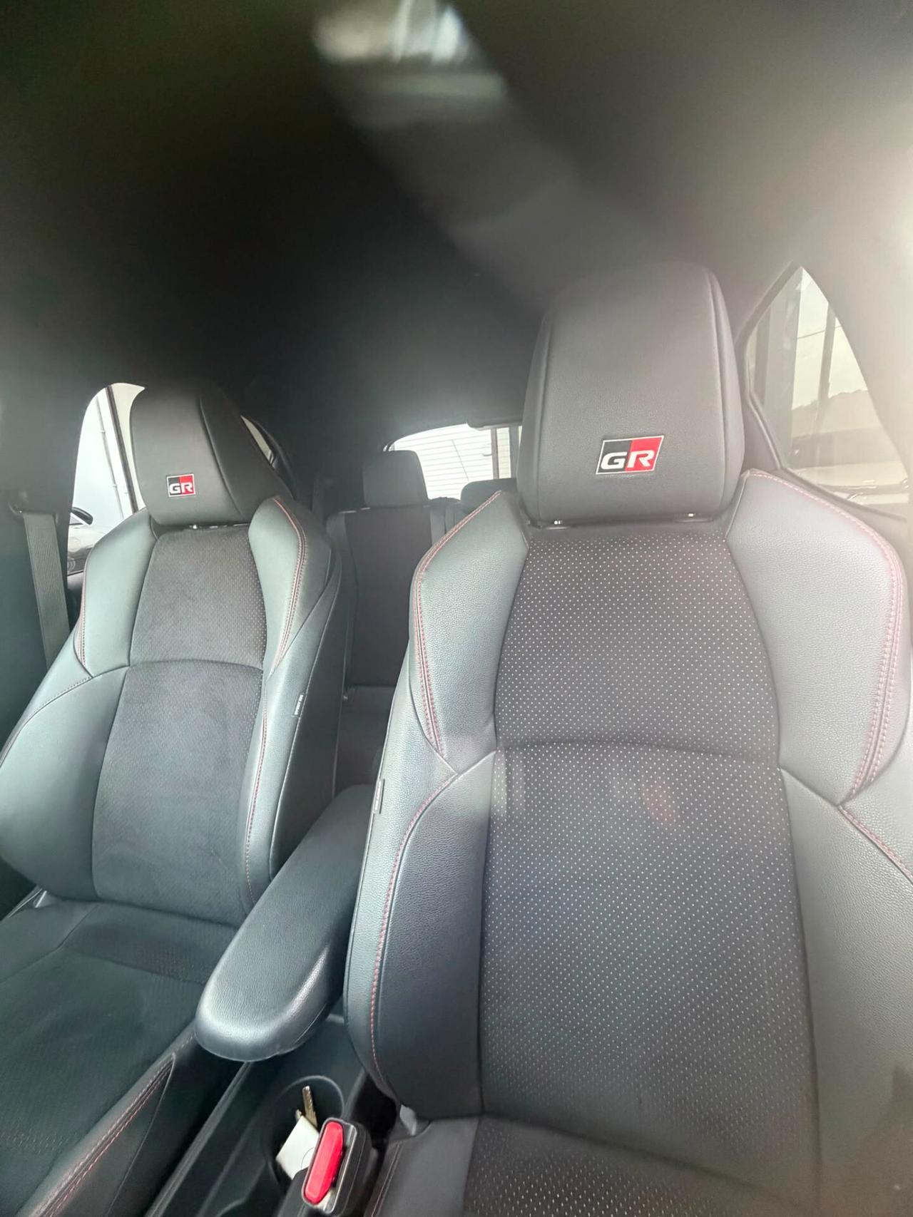 Toyota Yaris 1.5 Hybrid 5 porte GR Sport