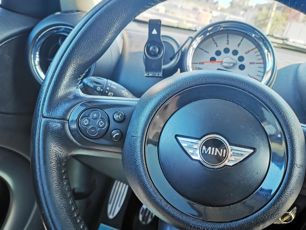 Mini Cooper SD Coupe Mini 2.0 Cooper SD 2013