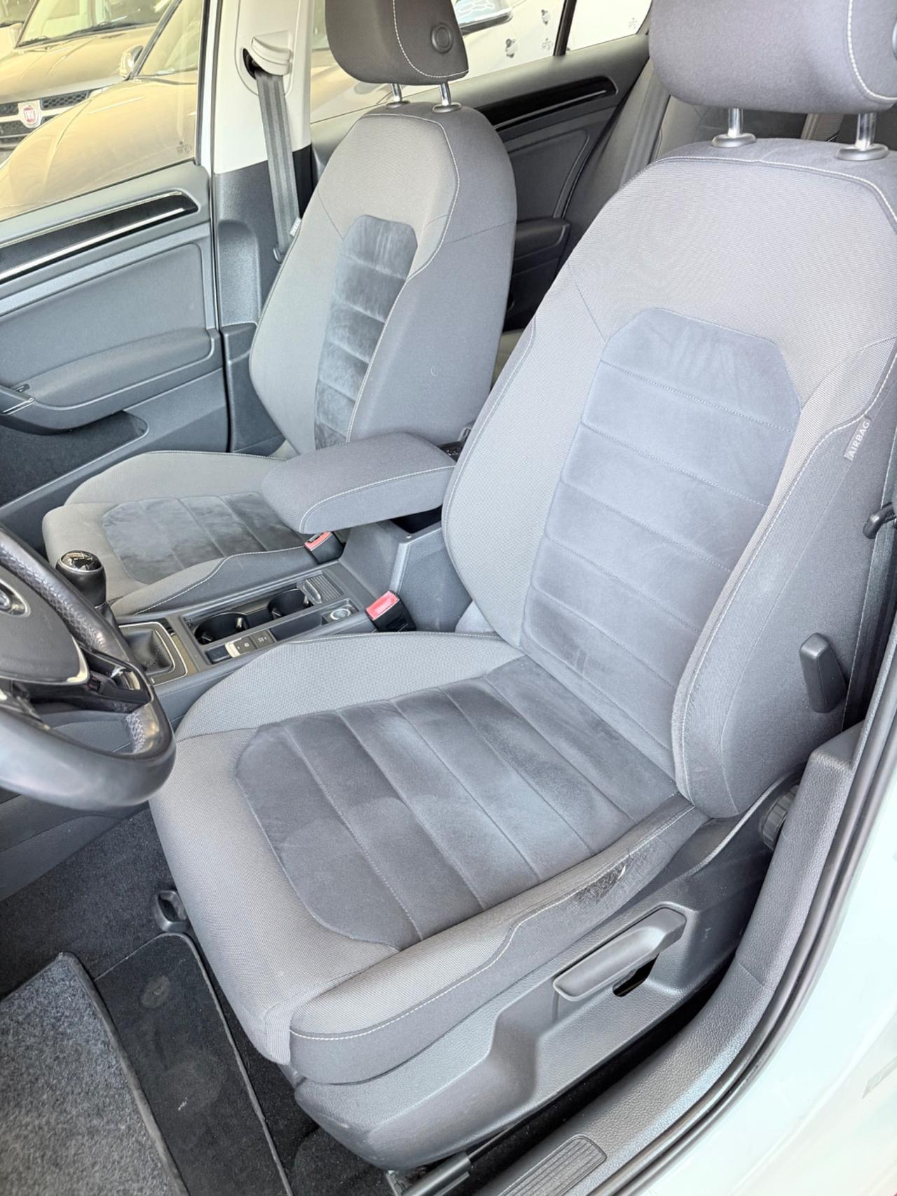 Volkswagen Golf Variant 1.6 TDI DPF Highline
