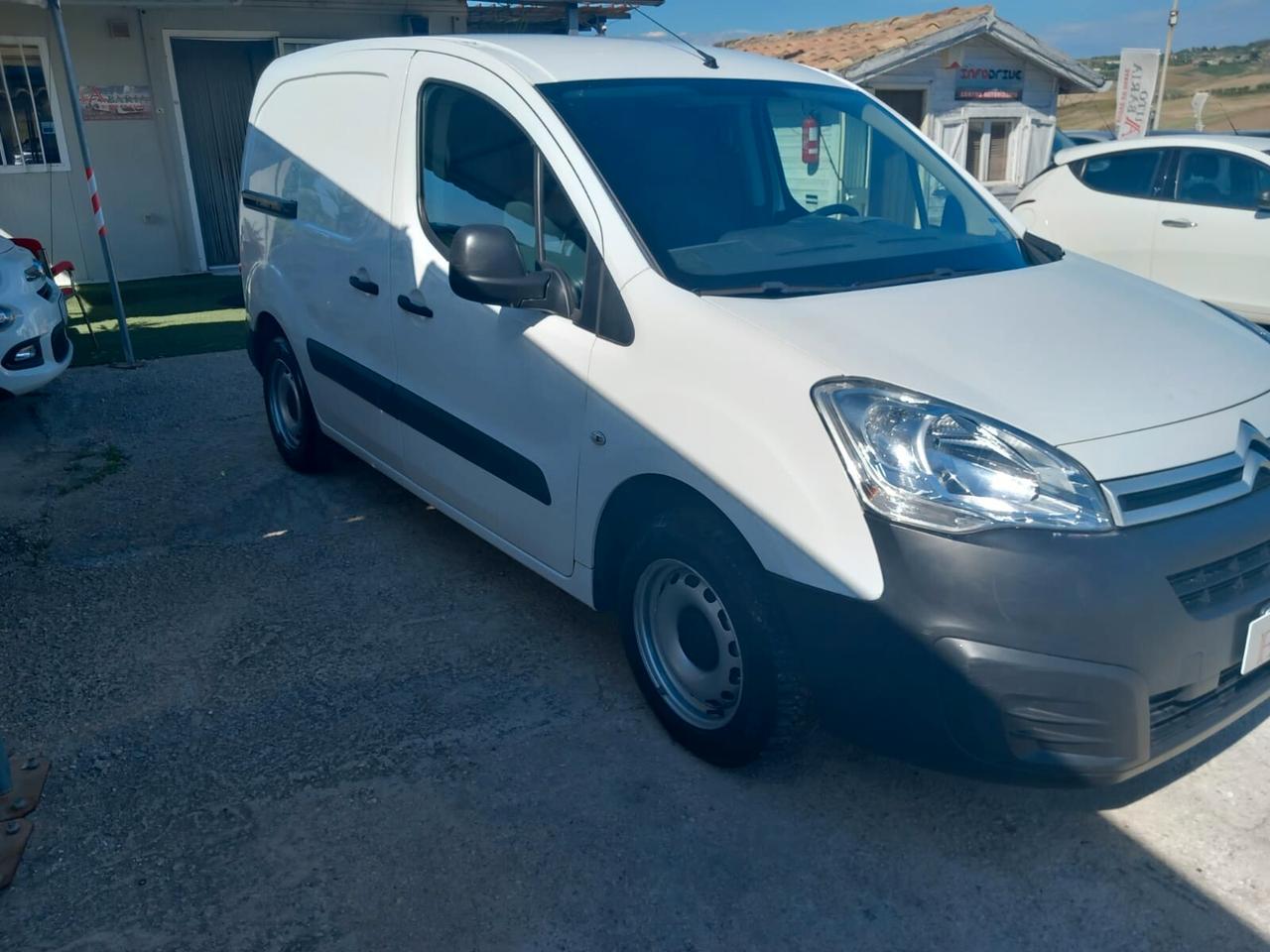 Citroen Berlingo 1.6 HDi 90 Van 3 posti Club L1